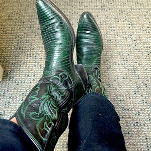 Dan Post Vintage black and green leather cowboy boots reversed stitching